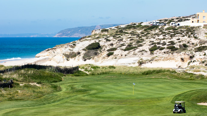 Portugal golf courses - Praia Del Rey - Photo 10
