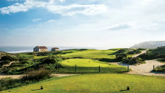 Portugal golf courses - Praia Del Rey - Photo 9
