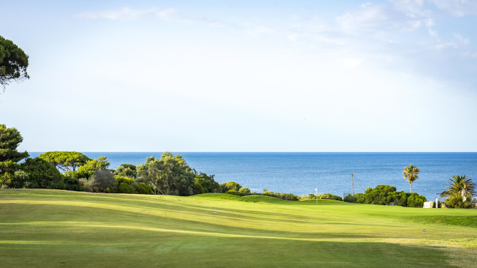 Portugal golf courses - Quinta da Marinha - Photo 21
